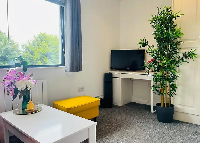 Sea And Self Contained *