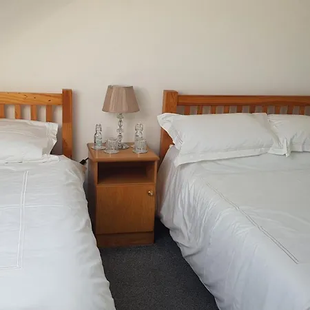 Sea And Self Contained * غالواي