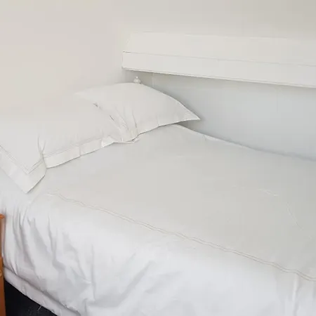 شقة Sea And Self Contained